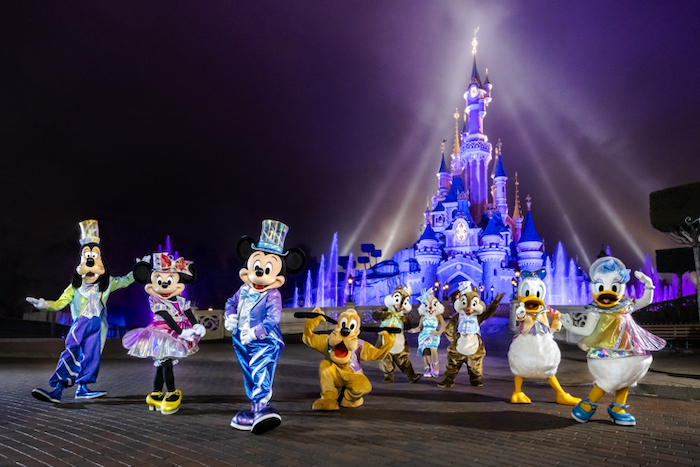 Disneyland Paris Shares a Look at New 30th Anniversary Iridescent Character  Costumes (Photos, Video) – Mousesteps