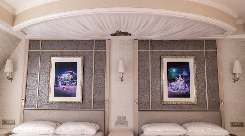 Disneyland Hotel Paris Guest Bedroom