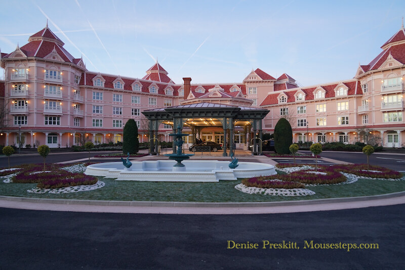 Disneyland Hotel Front Exterior, Disneyland Paris