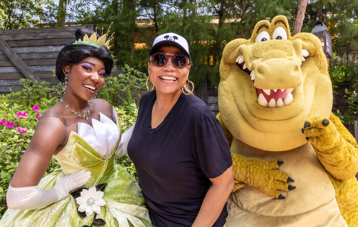 Queen Latifah Meets Princess Tiana and Louis from "The Princess and the Frog" near Tiana's Bayou Adventure
